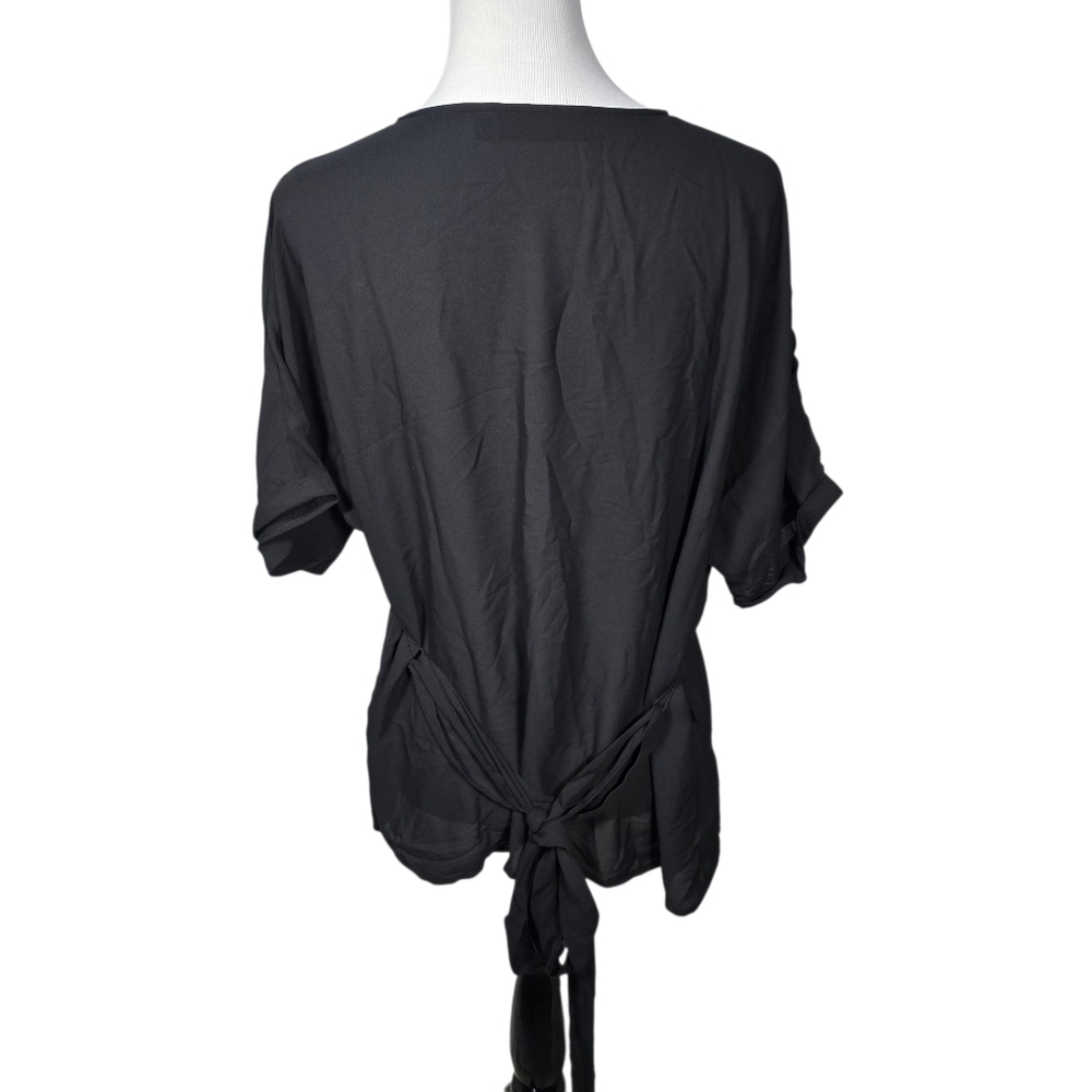 New York & Company Large Black Pullover V-Neck Short Sleeve Blouse with Belt - Picture 6 of 9